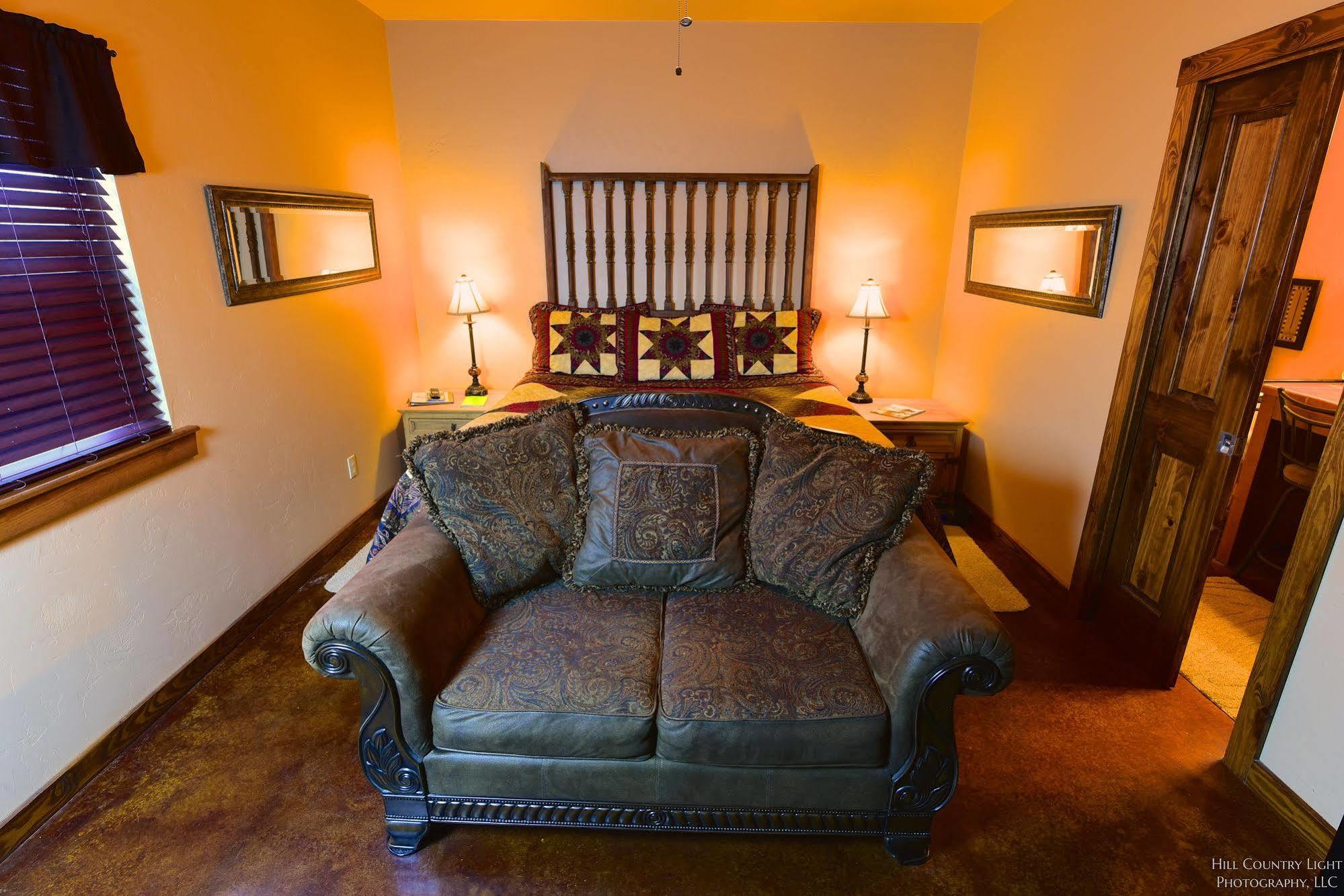 Lazy T Bed And Breakfast Fredericksburg Exteriér fotografie