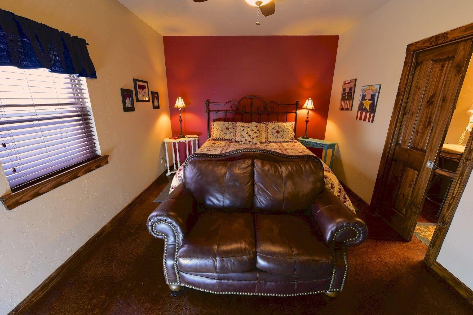 Lazy T Bed And Breakfast Fredericksburg Exteriér fotografie